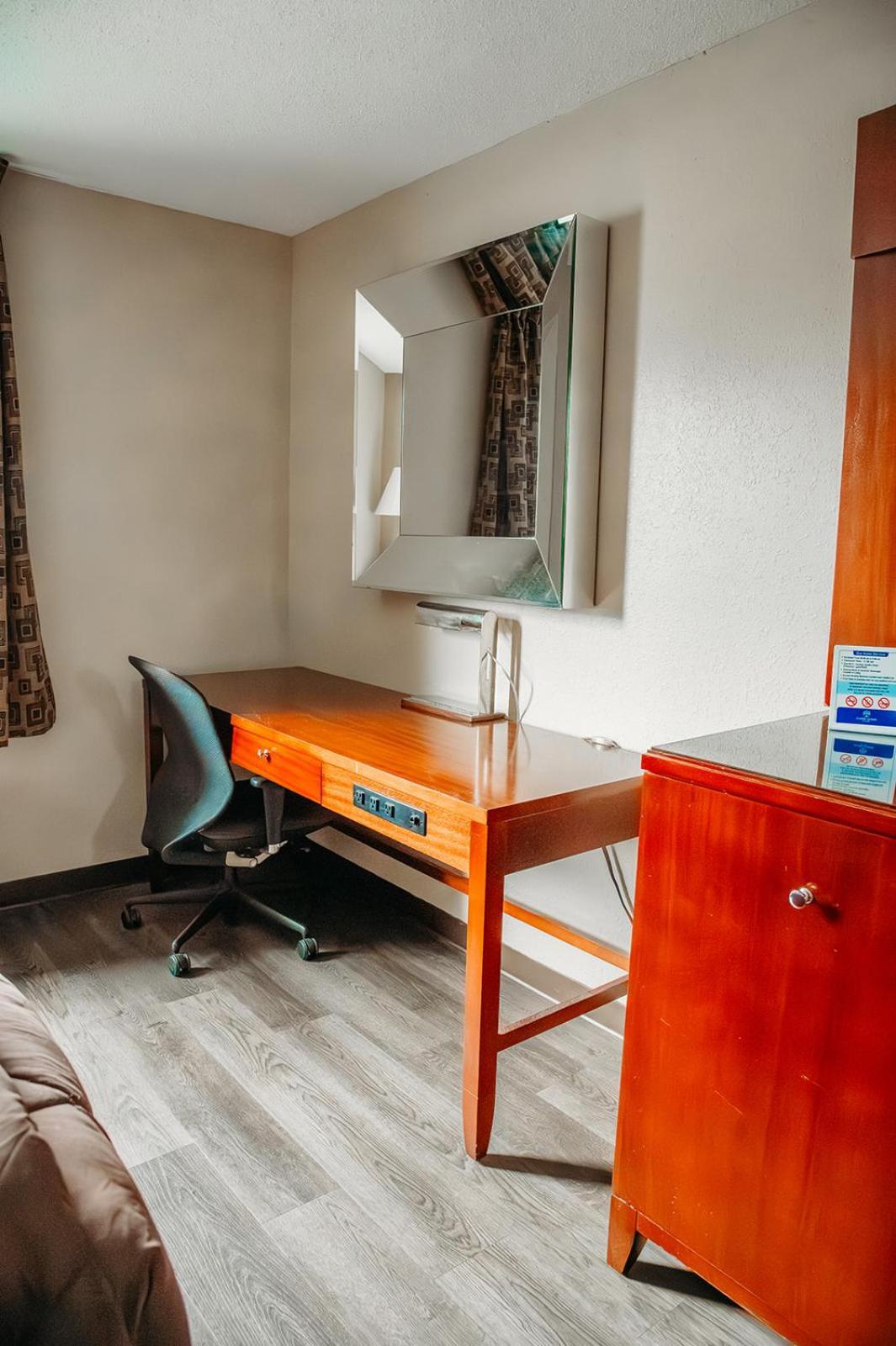 Country Garden & Suites Бентон Екстер'єр фото